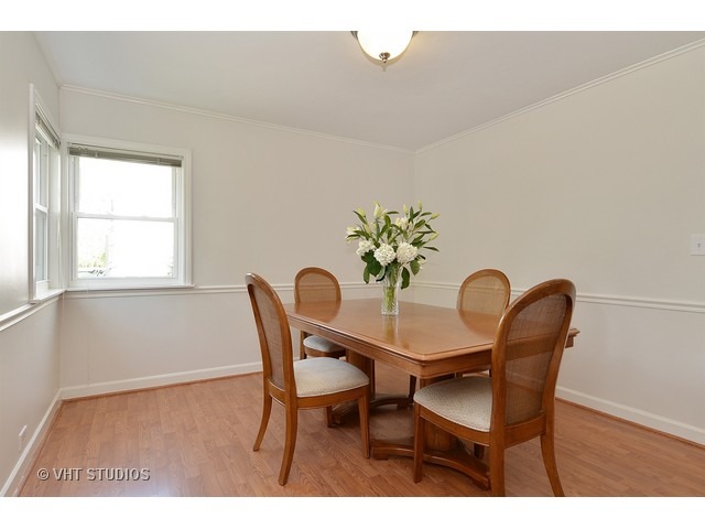 2557 Glenview Rd, Glenview, IL 60025 photo 6