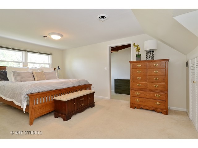 2557 Glenview Rd, Glenview, IL 60025 photo 7