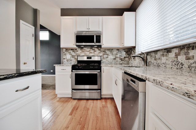 2007 Crooked Tree Ct, Mchenry, IL 60050 photo 9