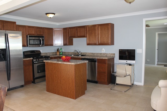 425 Aster Ln, Hoffman Estates, IL 60169 photo 9
