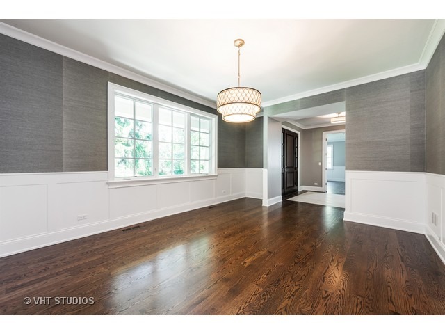 51 Briar Rd, Golf, IL 60029 photo 4