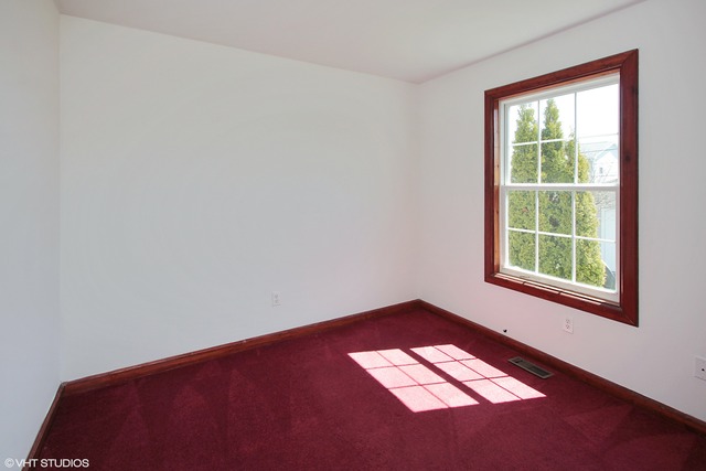 1529 11th St, Waukegan, IL 60085 photo 8