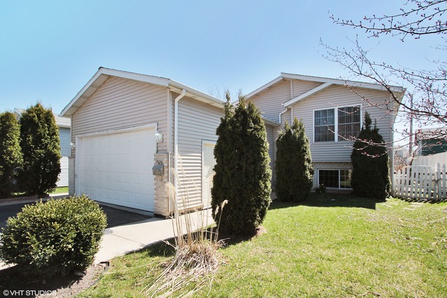 1529 11th St, Waukegan, IL 60085 photo 1