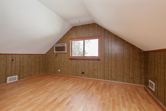 604 Long Rd, Glenview, IL 60025 photo 9