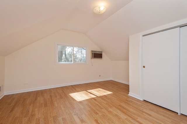 604 Long Rd, Glenview, IL 60025 photo 10