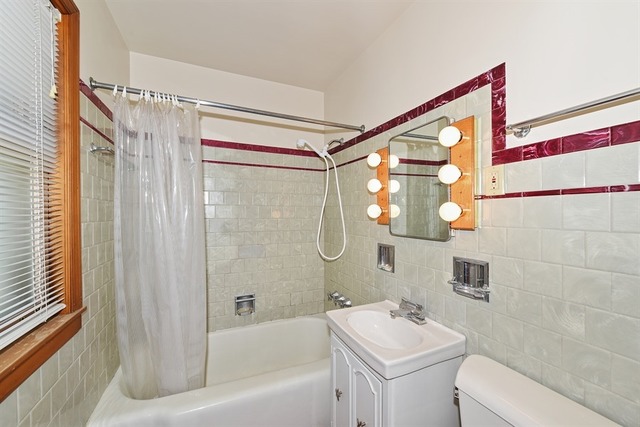 741 Morris Ave, Hillside, IL 60162 photo 8