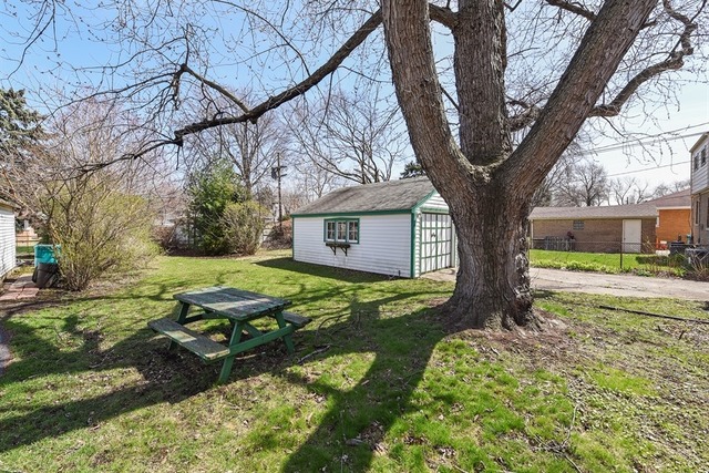 741 Morris Ave, Hillside, IL 60162 photo 9