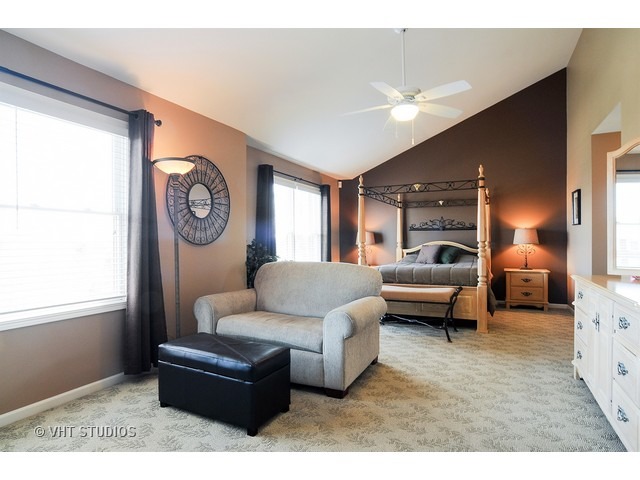 5480 Fox Path Ln, Hoffman Estates, IL 60192 photo 14