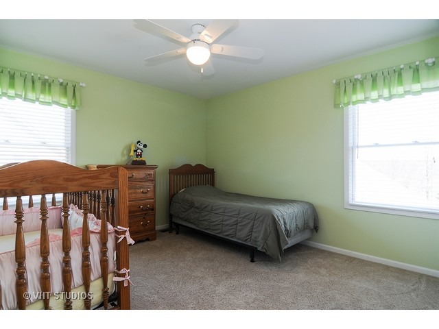 5480 Fox Path Ln, Hoffman Estates, IL 60192 photo 18