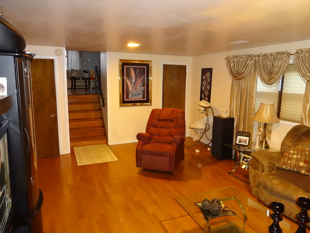 1418 E Lincoln Ave, Des Plaines, IL 60018 photo 17