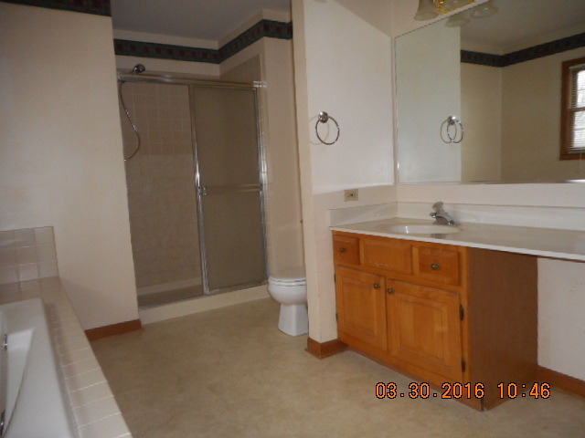 7414 Timber Trl, Mchenry, IL 60050 photo 3