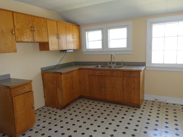 993 S 8th Ave, Kankakee, IL 60901 photo 7