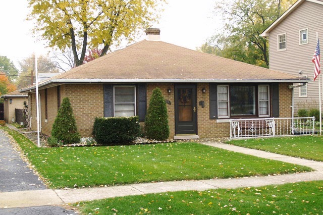 3351 S Schultz Dr, Lansing, IL 60438 photo 1