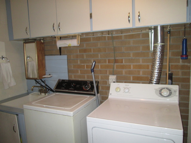 3351 S Schultz Dr, Lansing, IL 60438 photo 13
