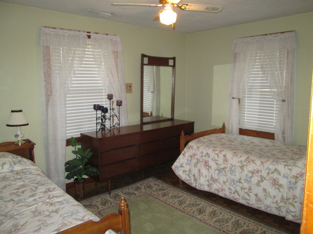 3351 S Schultz Dr, Lansing, IL 60438 photo 8