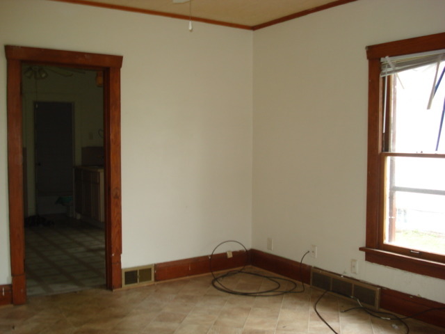 1146 S 7 Th Ave, Kankakee, IL 60901 photo 3