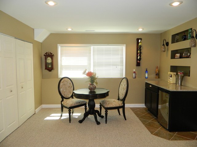 1690 Bicek Dr, Hoffman Estates, IL 60192 photo 16