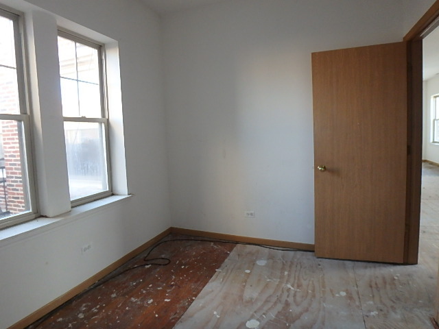 2319 E 70th Pl #311E, Chicago, IL 60649 photo 14