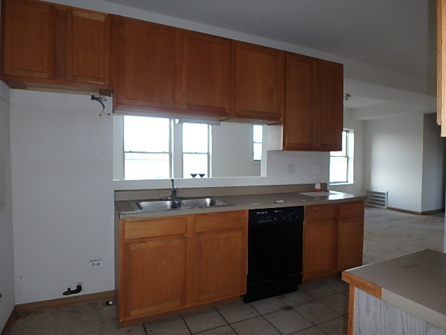 2319 E 70th Pl #311E, Chicago, IL 60649 photo 7