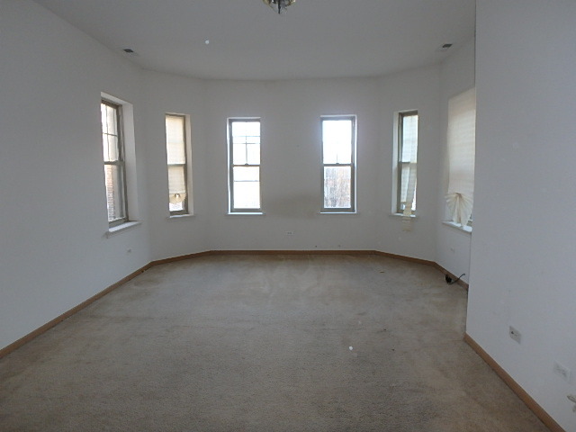 2319 E 70th Pl #311E, Chicago, IL 60649 photo 11