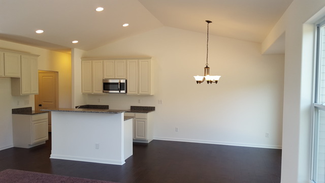 1002 Persimmon Dr, Genoa, IL 60135 photo 7