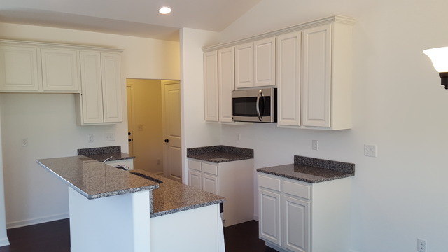 1002 Persimmon Dr, Genoa, IL 60135 photo 8