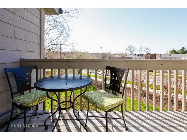 11 Foxcroft Rd #207, Naperville, IL 60565 photo 10
