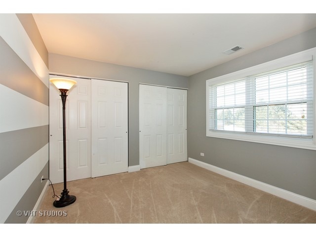 11 Foxcroft Rd #207, Naperville, IL 60565 photo 8