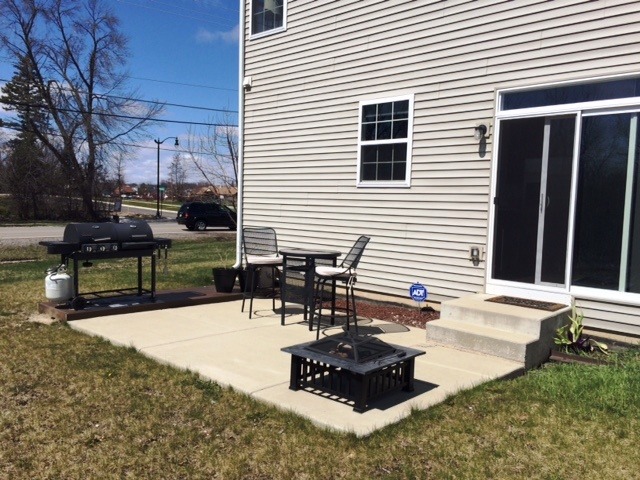 933 W Courtland St, Mundelein, IL 60060 photo 23