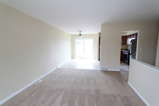 1903 Meadow Ln, Mchenry, IL 60050 photo 9