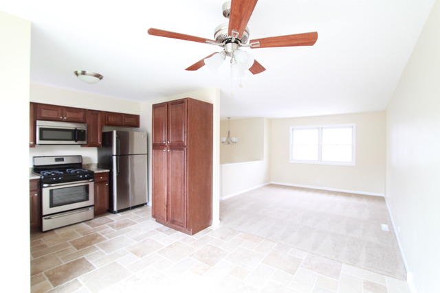1903 Meadow Ln, Mchenry, IL 60050 photo 6