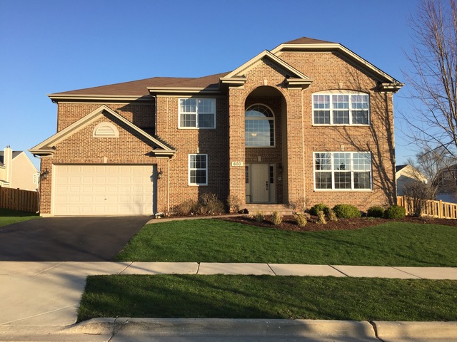 600 Donegal Dr, Elgin, IL 60124 photo 1