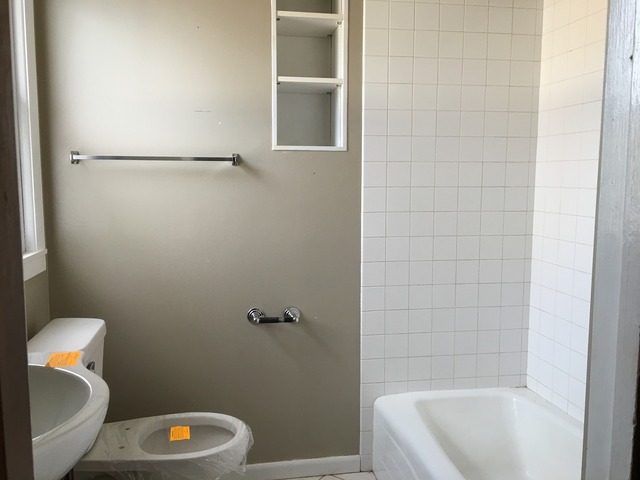 607 W Jackson St, Ottawa, IL 61350 photo 9