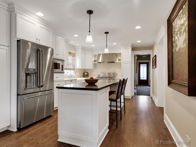 210 W Jefferson Ave, Wheaton, IL 60187 photo 5