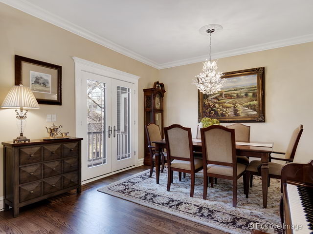210 W Jefferson Ave, Wheaton, IL 60187 photo 11