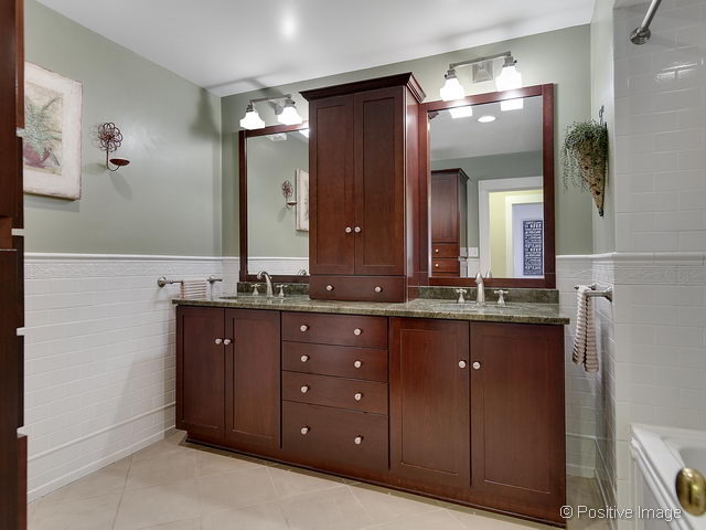 210 W Jefferson Ave, Wheaton, IL 60187 photo 17