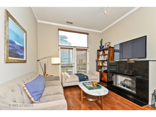 520 N Halsted St #605, Chicago, IL 60642 photo 2