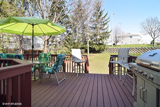 2150 Seaver Ln, Hoffman Estates, IL 60169 photo 15