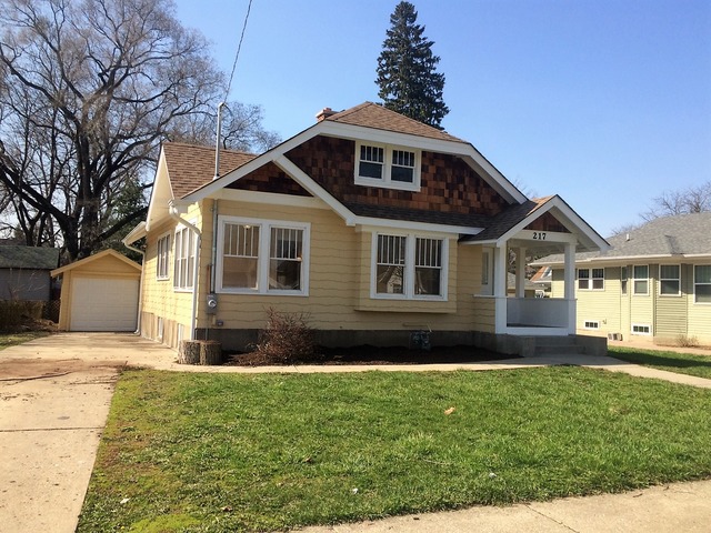 217 Orange St, Elgin, IL 60123 photo 1