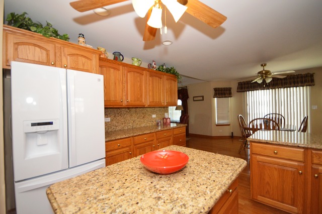 16252 S Dan Oconnell Dr, Plainfield, IL 60586 photo 6