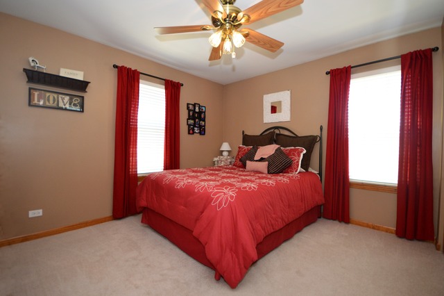 16252 S Dan Oconnell Dr, Plainfield, IL 60586 photo 12