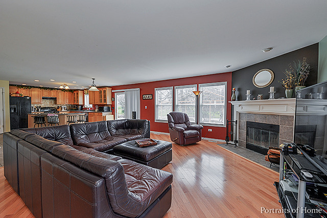 1244 Wise St, Elburn, IL 60119 photo 6