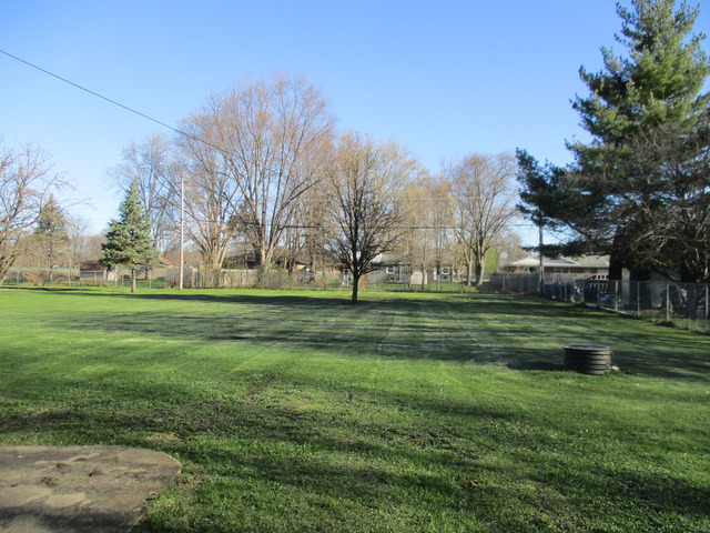14 River Ln, Kankakee, IL 60901 photo 2