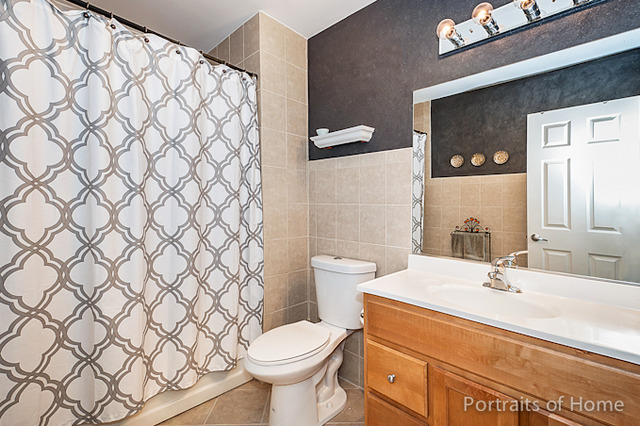 1352 S Lorraine Rd #E, Wheaton, IL 60187 photo 8