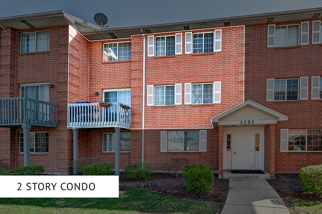 1352 S Lorraine Rd #E, Wheaton, IL 60187 photo 1