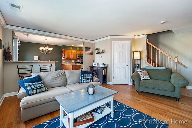 1352 S Lorraine Rd #E, Wheaton, IL 60187 photo 4
