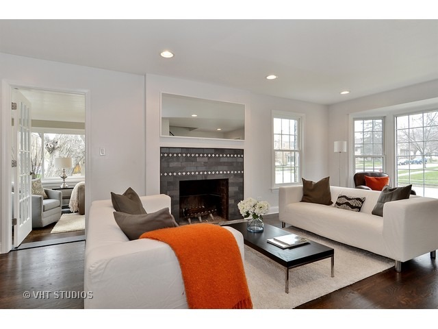 630 Wesley Ave, Evanston, IL 60202 photo 3