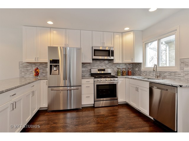 630 Wesley Ave, Evanston, IL 60202 photo 9