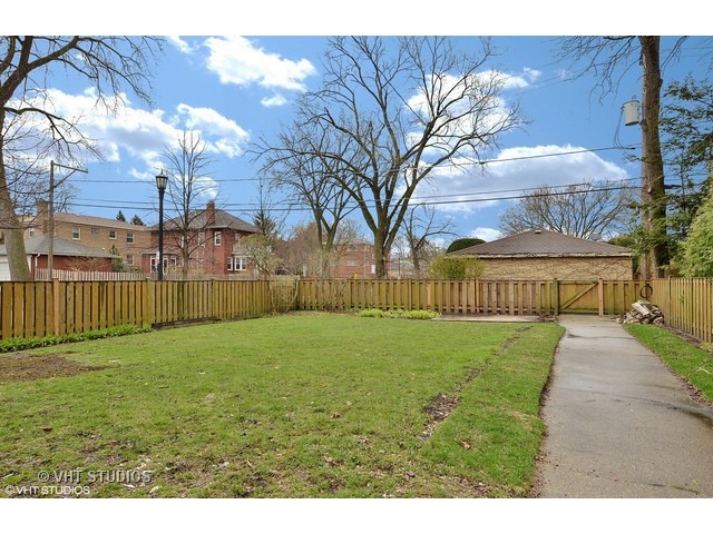 630 Wesley Ave, Evanston, IL 60202 photo 25