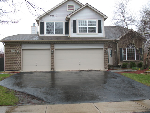 2202 Irvine Ln, Plainfield, IL 60586 photo 1